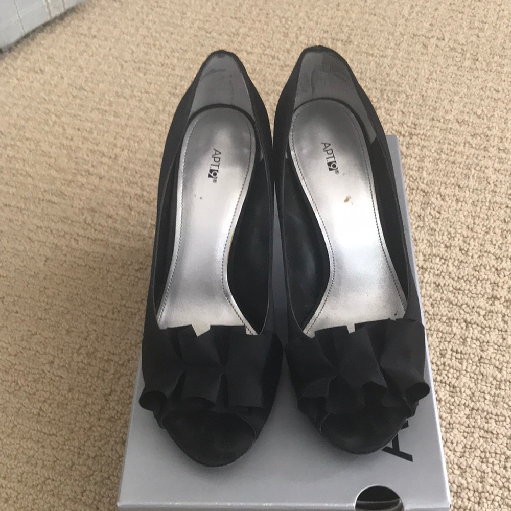 Apt. 9 black peep toe heels